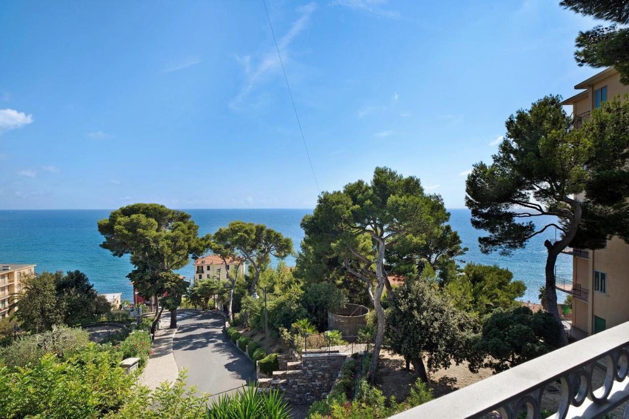 Casa Miradore 600 Mt Dal Mare Imperia Exterior foto
