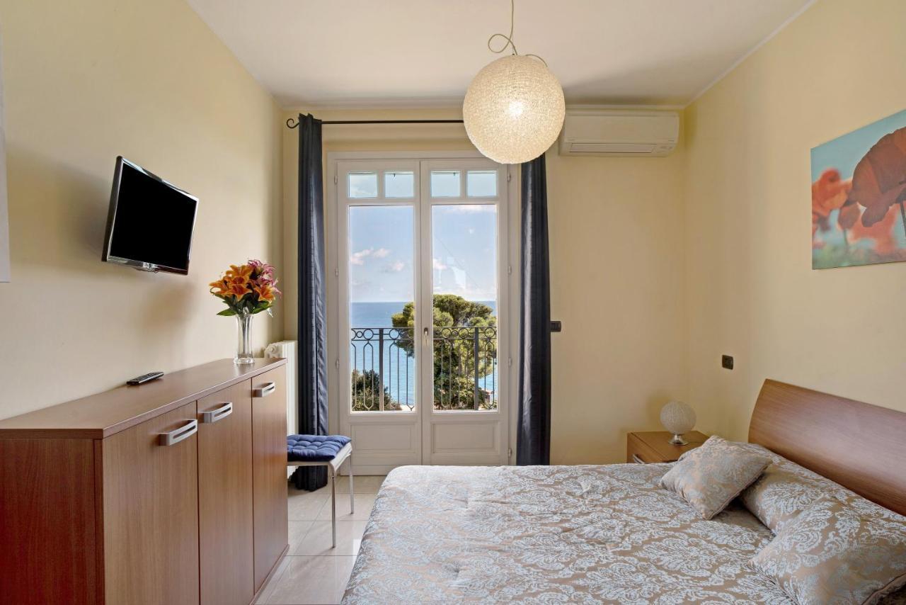 Casa Miradore 600 Mt Dal Mare Imperia Exterior foto